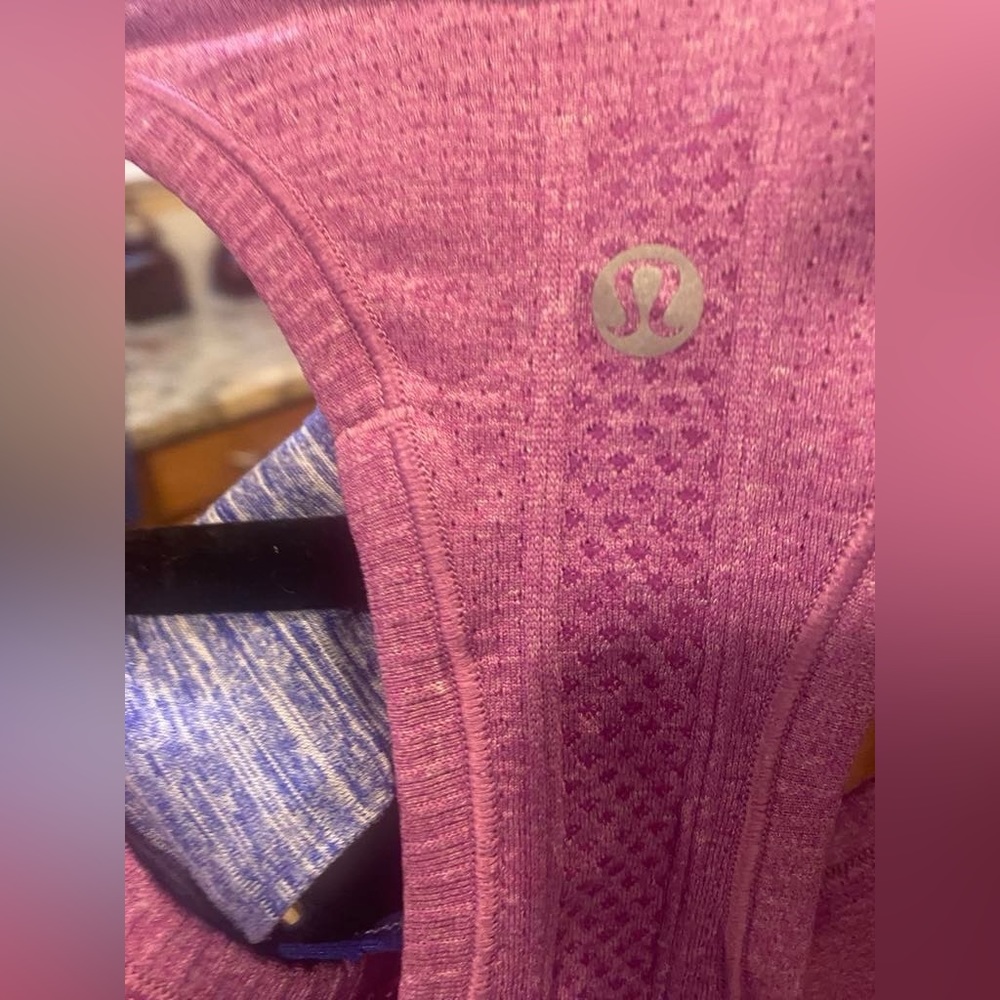 Lululemon Swiftly Racerback Tank Size 4 - image 3